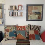 Charming Studio Close To The Parc De La Villette