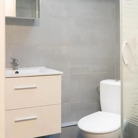 Charming Studio Close To The Parc De La Villette * Parigi